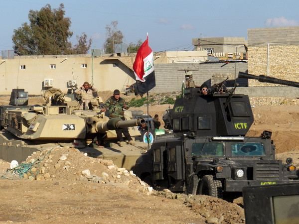 Bộ trưởng Quốc phòng Mỹ đến châu Âu thúc đẩy cuộc chiến chống IS ảnh 1