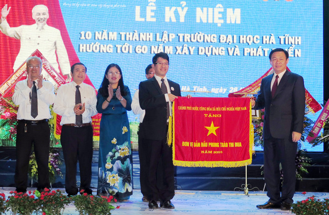 Đại học Hà Tĩnh đã đào tạo cho gần 2.000 lưu học sinh Lào ảnh 1