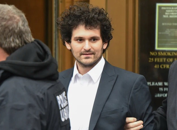 Mỹ cảnh báo các ngân hàng về rủi ro liên quan đến tài sản số ảnh 2