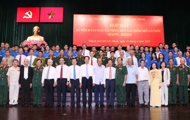 Thành phố Hồ Chí Minh: Họp mặt kỷ niệm 48 năm thống nhất đất nước ảnh 1