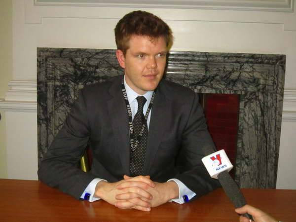 Học giả Anh: Trung Quốc đang "vỗ mặt" chính quyền Mỹ ảnh 2