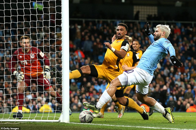 FA Cup: Man City thắng tưng bừng, M.U 'bất lực trước' Wolves ảnh 1