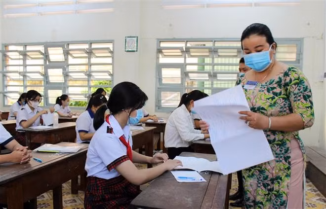 Học sinh từ lớp 7 đến 12 tại Tiền Giang đến trường học từ ngày 7/2 ảnh 1