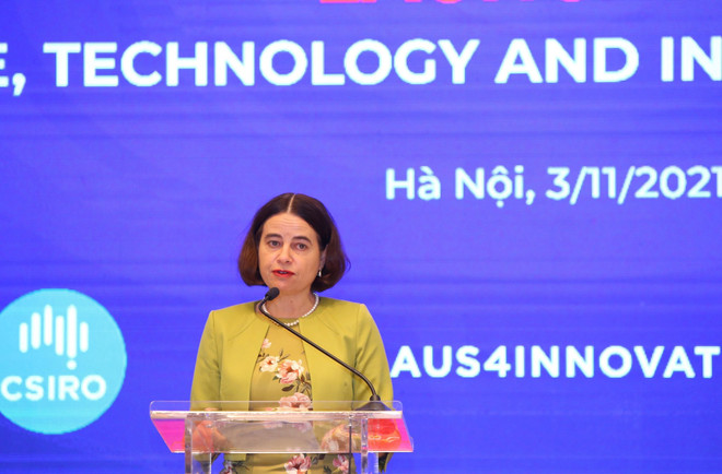 Đại sứ Australia tại Việt Nam Robyn Mudie. (Ảnh: Hoàng Hiếu/TTXVN) Đại sứ Australia: Không khí Tết luôn có một điều gì đó rất đặc biệt ảnh 1