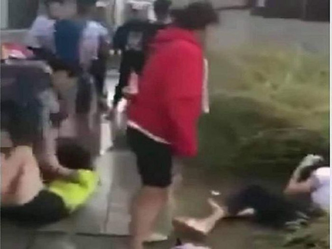 Vụ hai nữ sinh bị đánh ở Đồng Nai: Mâu thuẫn từ tiếng nẹt pô xe máy ảnh 1