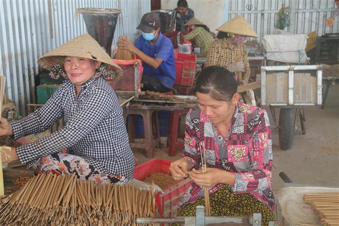 Đảm bảo cho lao động nữ di cư tiếp cận các chính sách an sinh xã hội ảnh 2