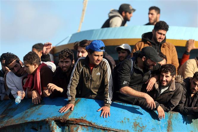 Hy Lạp chỉ cấp quy chế tị nạn cho 30% trẻ em đi một mình ảnh 1