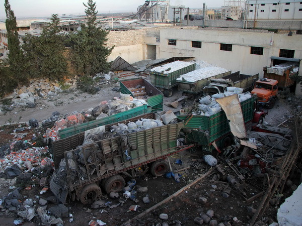 Nga: Cáo buộc Nga bắn xe nhân đạo ở Syria để giấu lỗi của liên quân ảnh 1