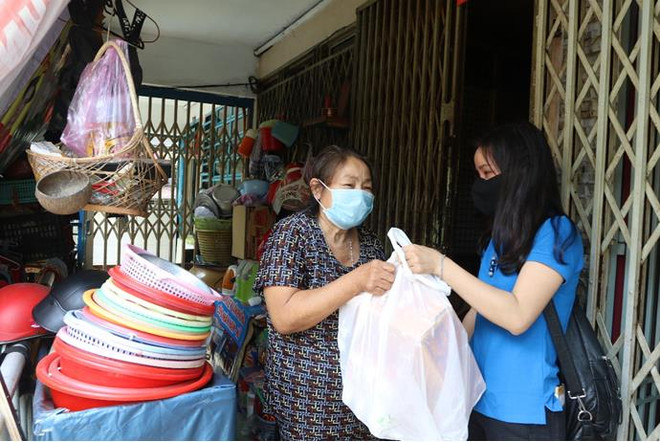 Dịch COVID-19: Novaland chung tay ''Không để ai bị bỏ lại phía sau'' ảnh 2