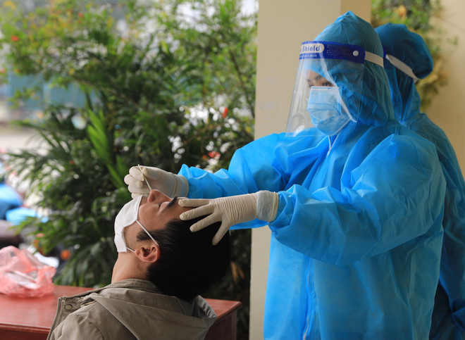 Tạo thuận lợi cho người lao động F0 điều trị tại nhà hưởng chế độ BHXH ảnh 1