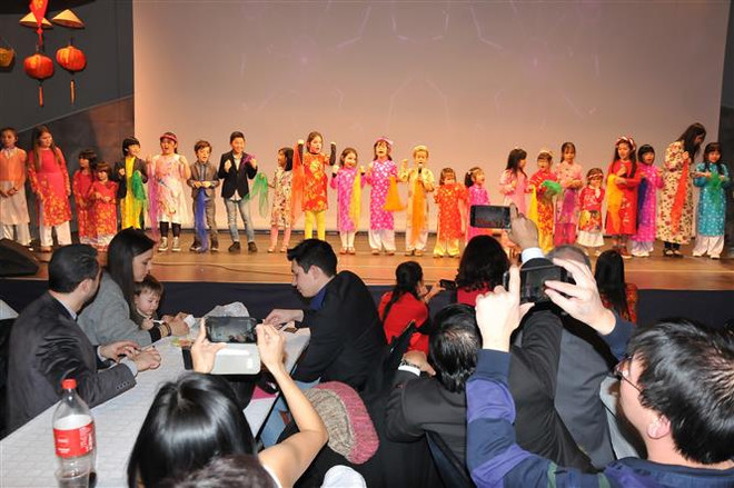 Cộng đồng người Việt tại Bỉ vui đón Xuân Kỷ Hợi 2019 ảnh 1