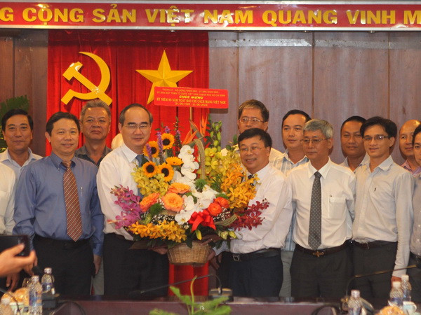 Lãnh đạo TP.HCM chúc mừng TTXVN nhân ngày Ngày Báo chí Cách mạng ảnh 1