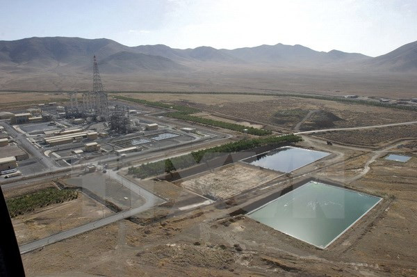 Toàn cảnh nhà máy hạt nhân nước nặng Arak. (Nguồn: AFP/TTXVN) Sự kiện quốc tế từ 5-11/12: Tổng thống Hàn Quốc xin lỗi người dân ảnh 5