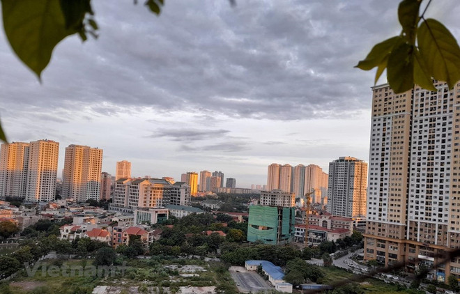 Ảnh minh họa. (Ảnh: Hùng Võ/Vietnam+) Vẫn khan hiếm dự án nhà ở có mức giá tốt, vị trí thuận lợi ảnh 1