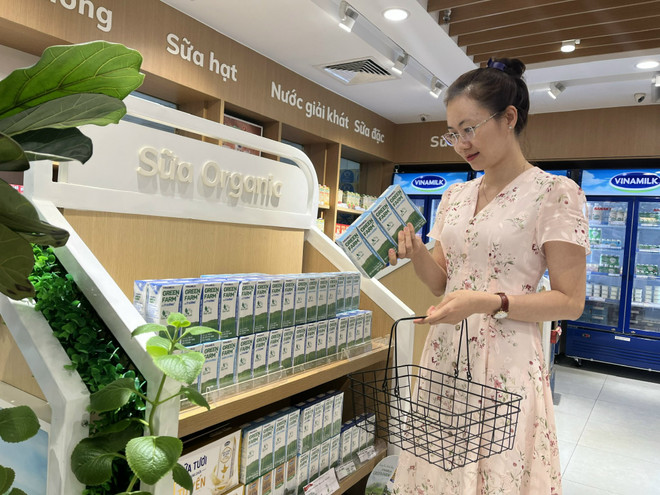 Sữa 9 loại hạt Vinamilk Super Nut, sản phẩm mới chưa bao giờ hết “hot” của Vinamilk. Vinamilk giành giải vàng cho cả sữa tươi, sữa hạt tại Monde Selection ảnh 2