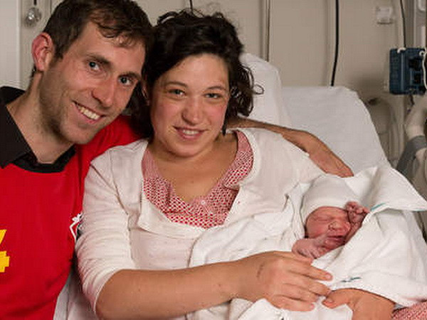 Đặt tên con để ghi dấu chiến thắng của "Quỷ đỏ" ảnh 1