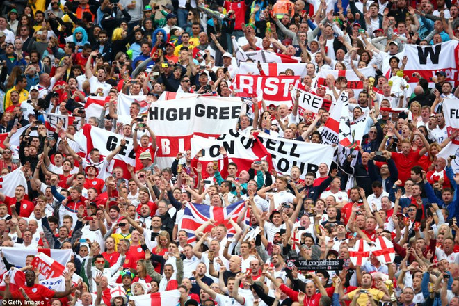 [Photo] Suarez khiến nỗi đau của người Anh lên đến tột cùng ảnh 3