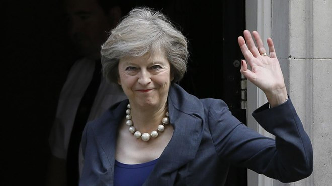 Thủ tướng gửi điện chúc mừng bà Theresa May trở thành Thủ tướng Anh ảnh 1