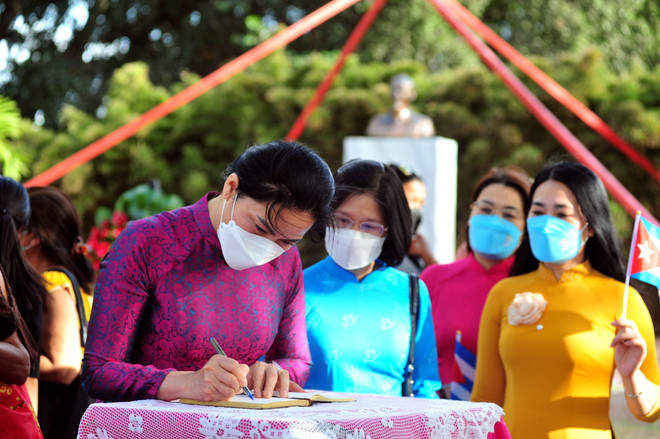 Khẳng định vai trò của phụ nữ Việt Nam, Cuba trong sự nghiệp cách mạng ảnh 3