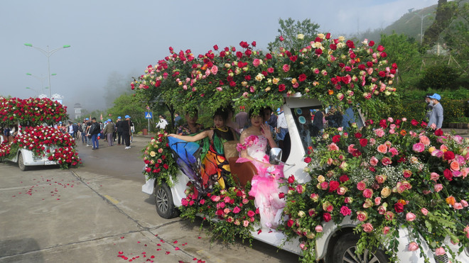 Lào Cai: Chính thức khai mạc Lễ hội mùa hè Sa Pa năm 2022 ảnh 1