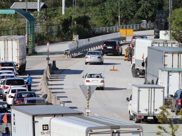 Doanh nghiệp Hàn Quốc ở Kaesong chuyển cơ sở sản xuất ra nước ngoài ảnh 1