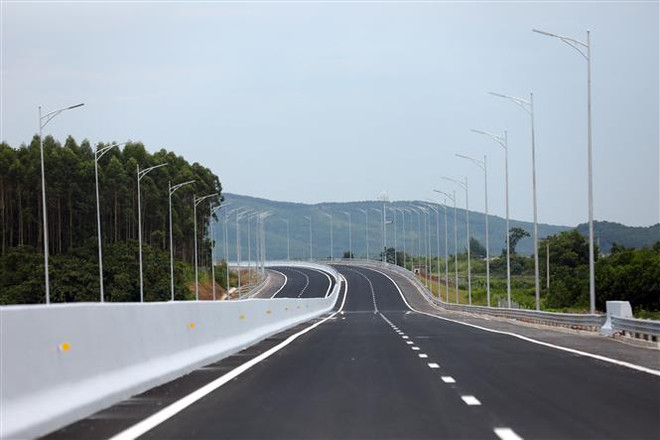 Ảnh minh họa. (Nguồn: TTXVN) Thống nhất phương án đầu tư Cao tốc Ninh Bình-Nam Định-Thái Bình ảnh 1