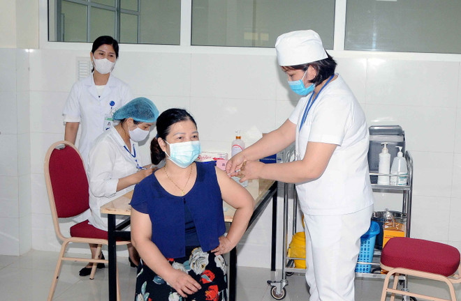 Sơn La cần đảm bảo an toàn tiêm chủng vaccine ngừa COVID-19 ảnh 1