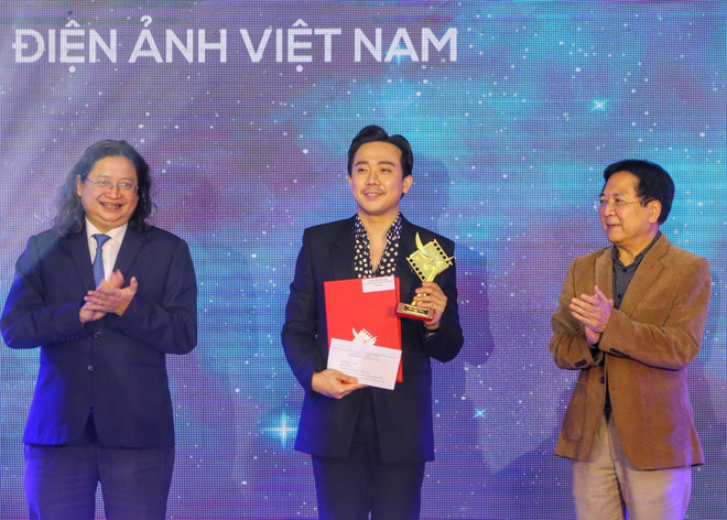 Phim truyện điện ảnh 'Bố già' đoạt giải Cánh diều Vàng năm 2020 ảnh 1