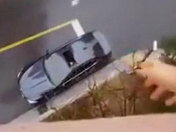 Kinh ngạc với cú ném hoàn hảo "chỉ diễn ra một lần trong đời" ảnh 1