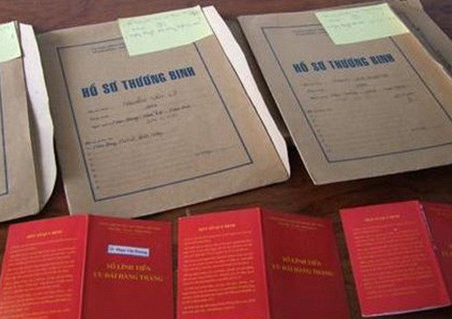 Đình chỉ chế độ 137 đối tượng làm hồ sơ thương, bệnh binh giả ảnh 1