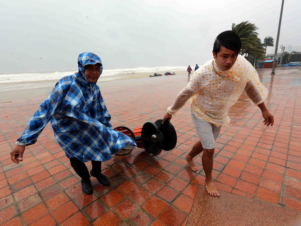 Bão số 12 suy yếu thành áp thấp nhiệt đới, Bắc Bộ trời sắp trở rét ảnh 1