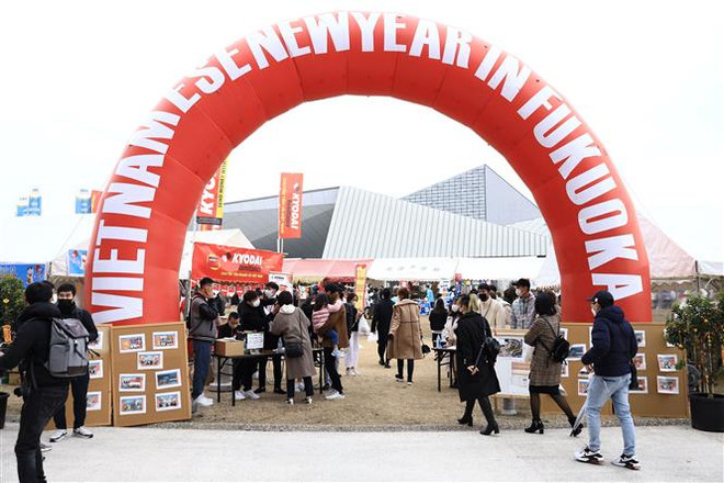 Lễ hội Tết Việt Nam tại Fukuoka. (Ảnh: TTXVN phát) Nhật Bản: Lễ hội Xuân đầm ấm của người Việt Nam ở Fukuoka ảnh 1