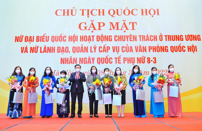 Tỷ lệ nữ đại biểu Quốc hội ở Việt Nam cao so với khu vực và thế giới ảnh 3