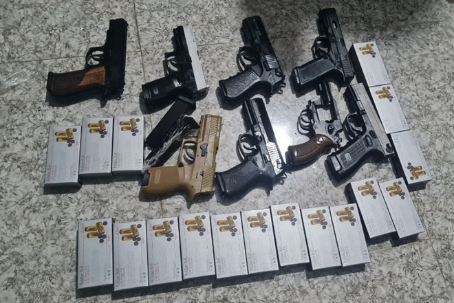 Phú Yên: Khởi tố đối tượng rao bán súng, đạn trên mạng xã hội ảnh 1