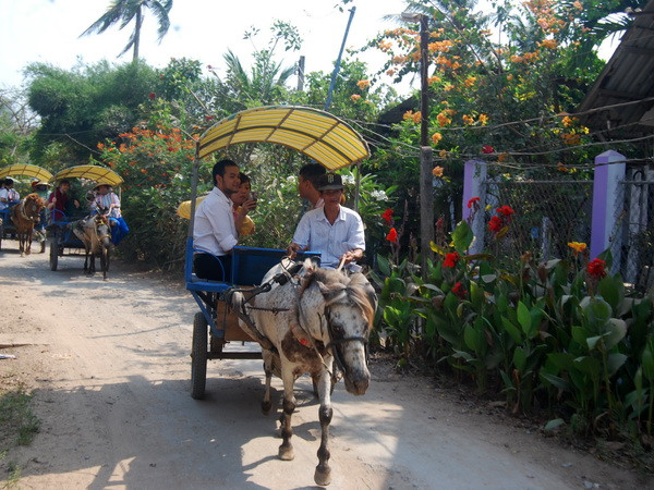 Không thể đánh mất bản sắc địa phương vì phát triển du lịch ảnh 1