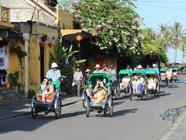 Cân bằng giữa phát triển du lịch và gìn giữ di sản văn hóa ảnh 1