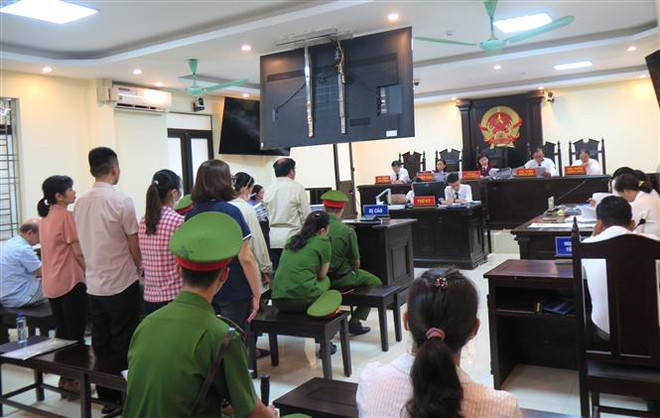 Cựu lãnh đạo CDC Hà Giang lãnh án tù vì nhận hối lộ từ công ty Việt Á ảnh 1