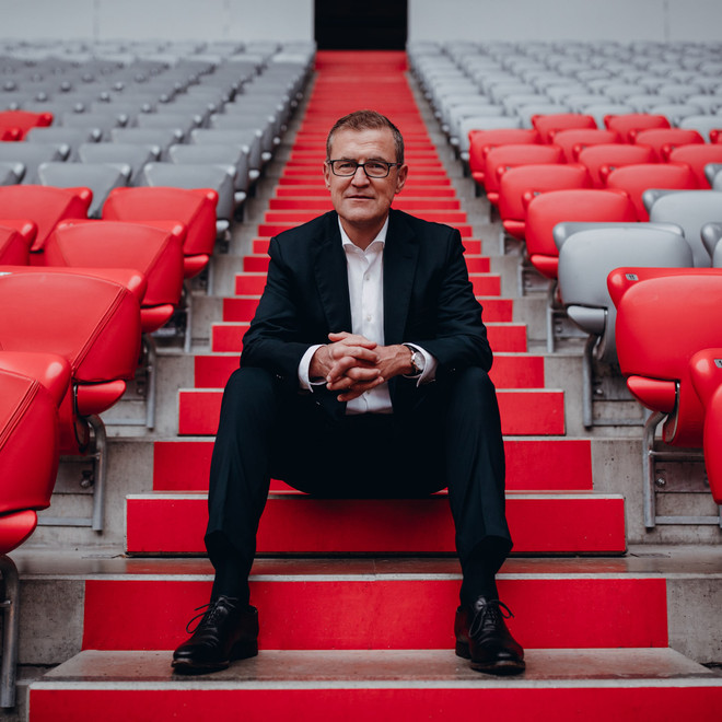 Cựu Chủ tịch Bayern Munich Uli Höness: "Tôi không thể buông bỏ..." ảnh 7