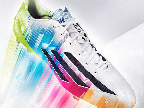 Tin vắn 18/2: Messi khoe "vũ khí," Man City "lép vế" M.U ảnh 1