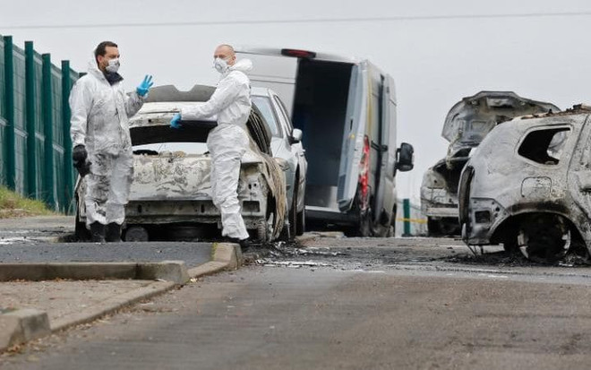 Pháp: 70kg vàng trị giá 2,5 triệu euro bị cướp giữa ban ngày ảnh 1