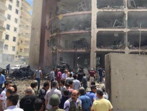 [Video] Đồn cảnh sát Thổ Nhĩ Kỳ bị tấn công, 8 người thương vong ảnh 1