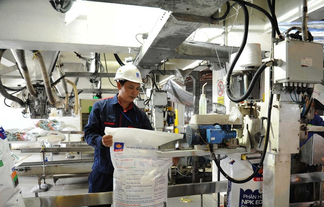 Giá nhiều loại phân bón tăng cao tại Đồng bằng sông Cửu Long ảnh 1