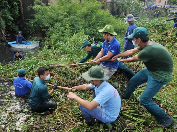 Thủ tướng chỉ thị triển khai thi hành Luật Bảo vệ môi trường ảnh 1