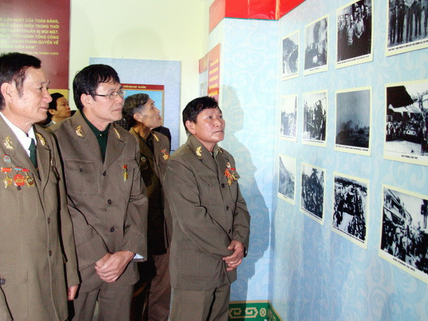 Triển lãm Đại thắng mùa Xuân 1975 - Sức mạnh Việt Nam ảnh 1