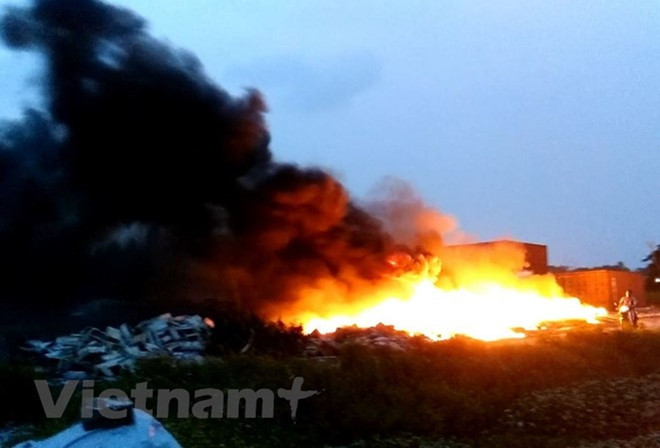 Tổng cục Môi trường: Không đầu tư xây dựng lò đốt rác nhỏ cấp xã ảnh 1