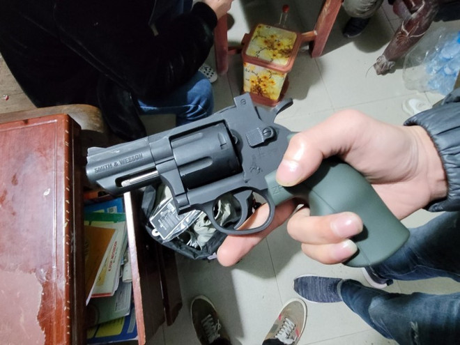 Bắt được đối tượng cướp ngân hàng tại Hải Phòng sau 2 ngày lẩn trốn ảnh 2