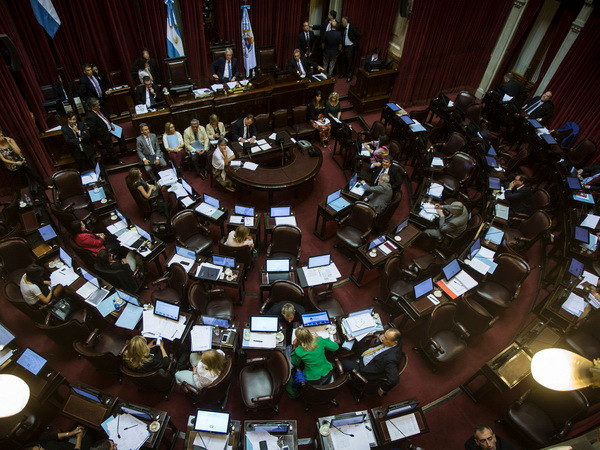 Tòa án Mỹ cho phép Argentina thanh toán nợ với các nhà đầu tư ảnh 1