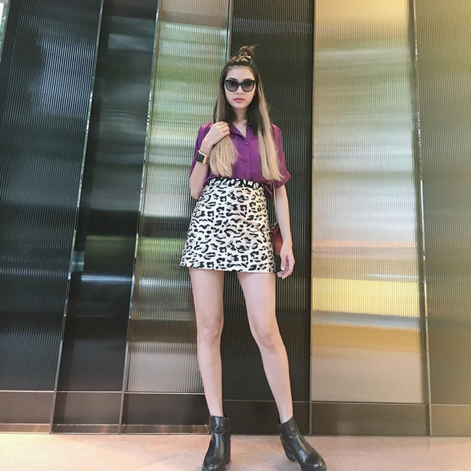 Sao Việt tỏa sáng trên “sàn diễn đường phố” với đồ tối giản ảnh 10