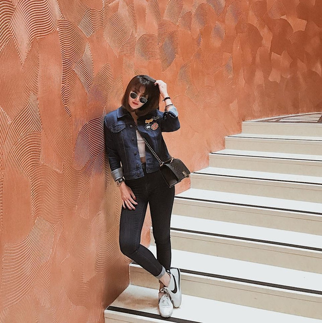 Sao Việt tỏa sáng trên “sàn diễn đường phố” với đồ tối giản ảnh 7