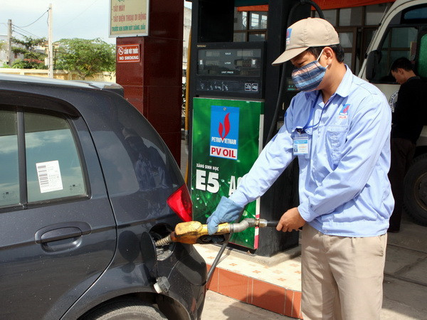 Petrolimex Quảng Ngãi công bố giá xăng sinh học E5 RON 92 ảnh 1